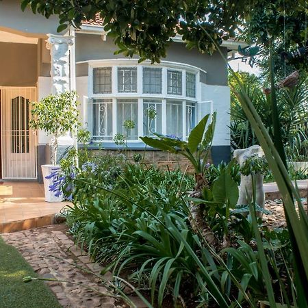 Sunbury Bed And Breakfast Йоганнесбурґ Екстер'єр фото