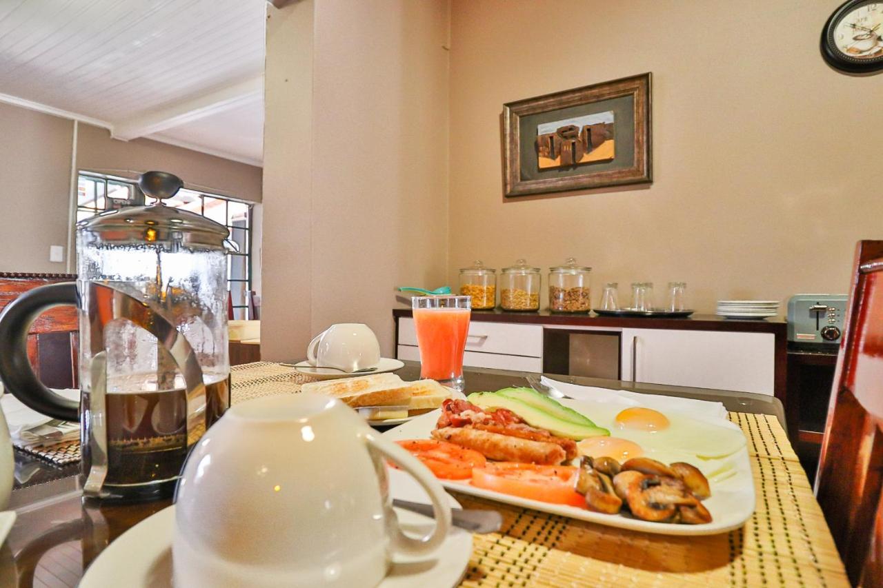 Sunbury Bed And Breakfast Йоганнесбурґ Екстер'єр фото